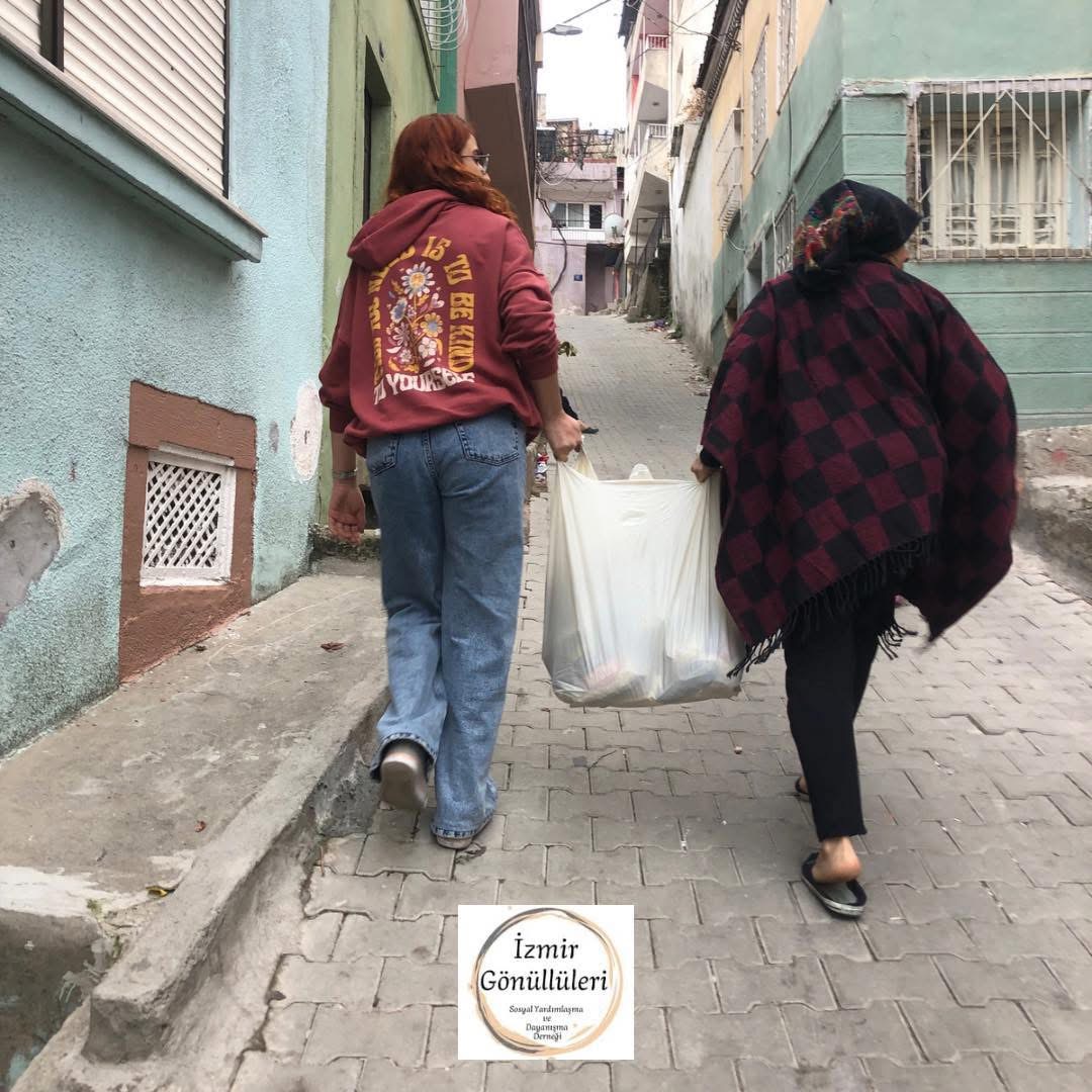 İzmir Gönüllüleri Gıda Marketi ve Gıda Dağıtımları